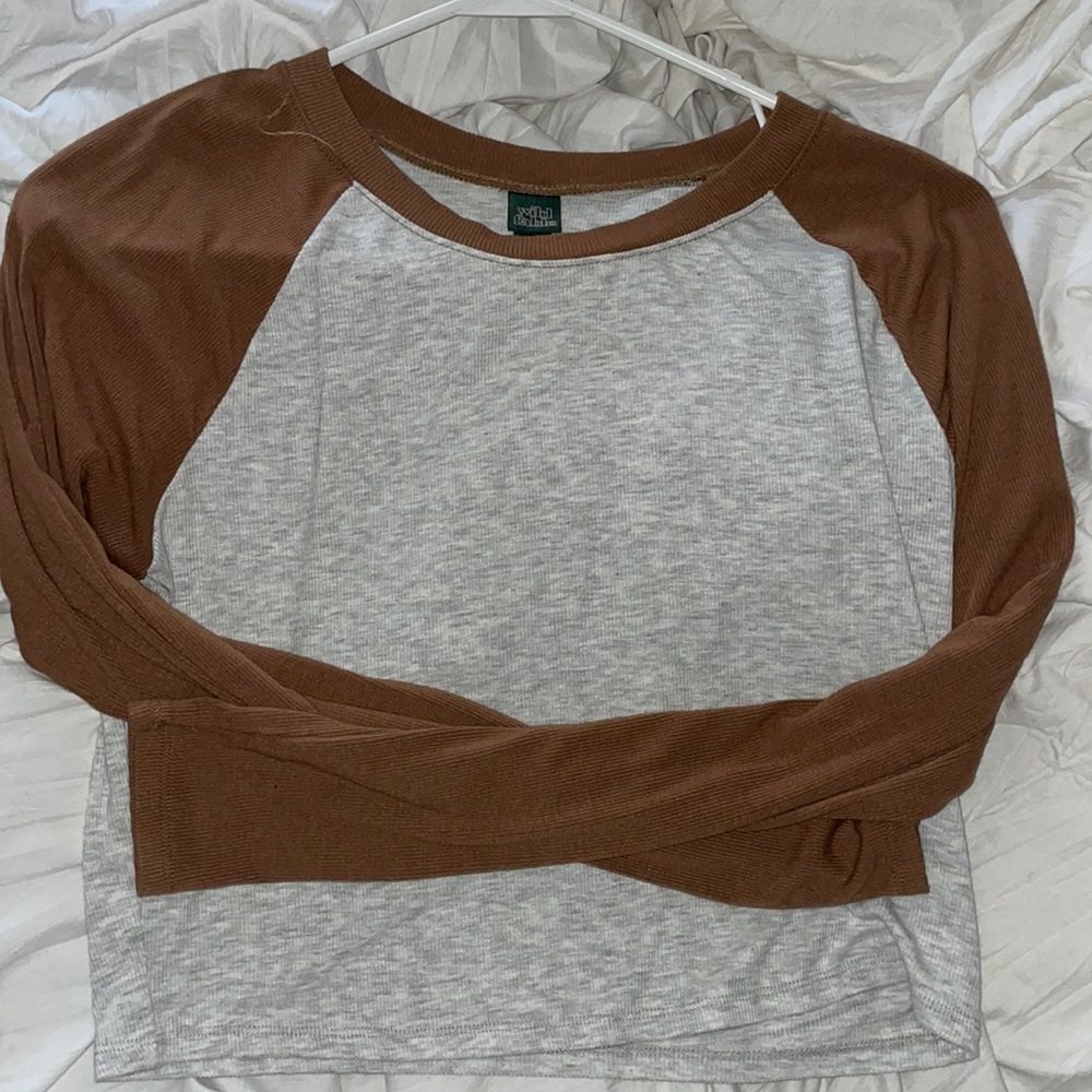 Size Medium Wild Fable long-sleeve tee